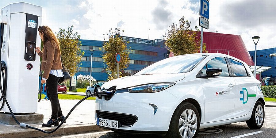 Hybrid and electric transport