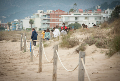 Grup d'escolars a les dunes